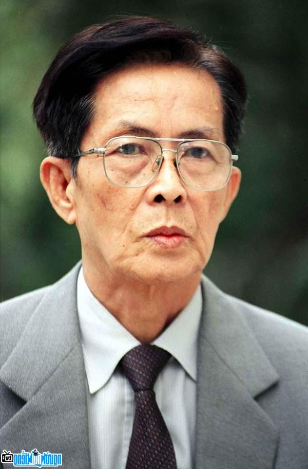 Latest image of Vietnamese Modern Writer Nam Anh Duc