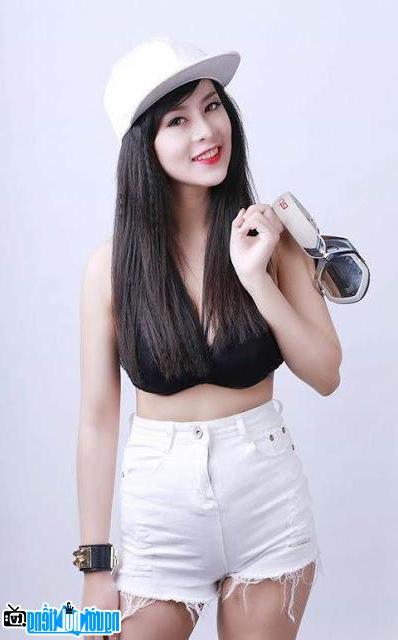 A portrait picture of Singer Dj Trang Key 