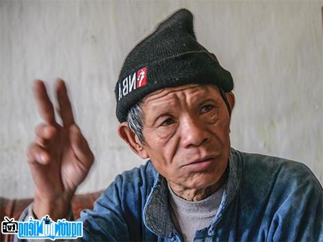 A portrait image of Poet Po Sao Min Poet Po Sao Min - a sincere farmer