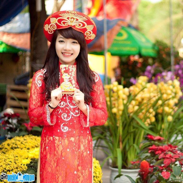 Image of Singer Hoang Mai Ha Vy 4