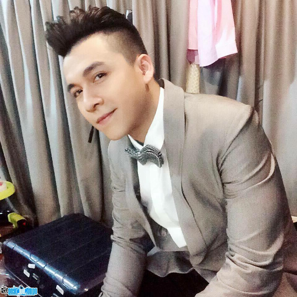 Latest pictures of Singer Tien Dung