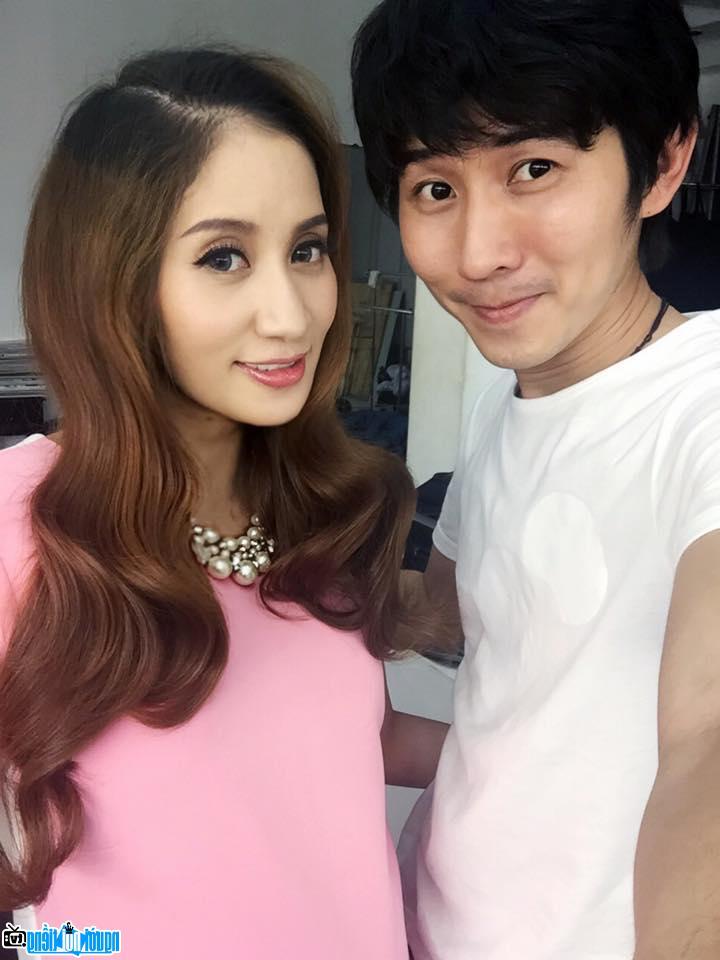 Photo of make-up artist Tung Chau and Khanh Thi