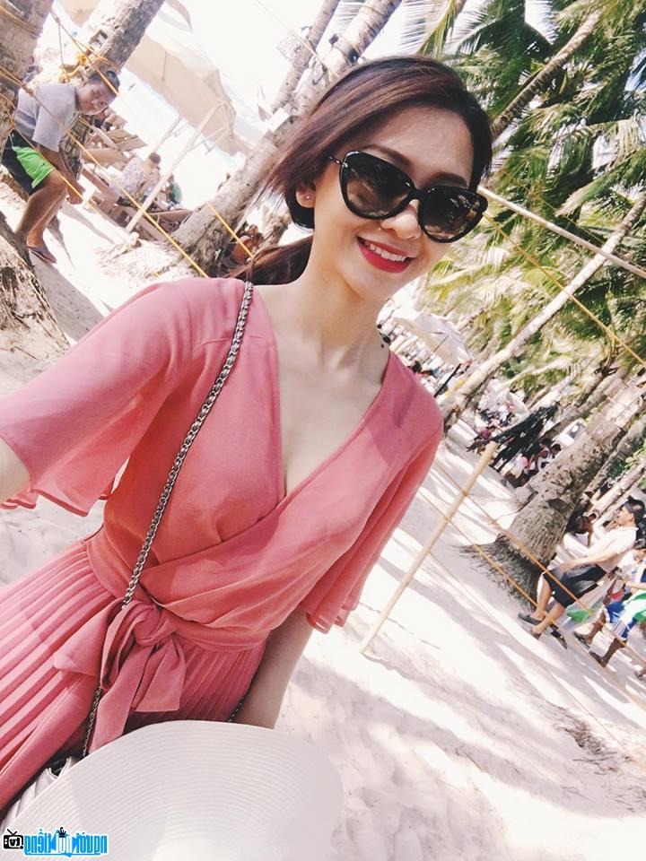  famous hot girl of Hanoi- Vietnam