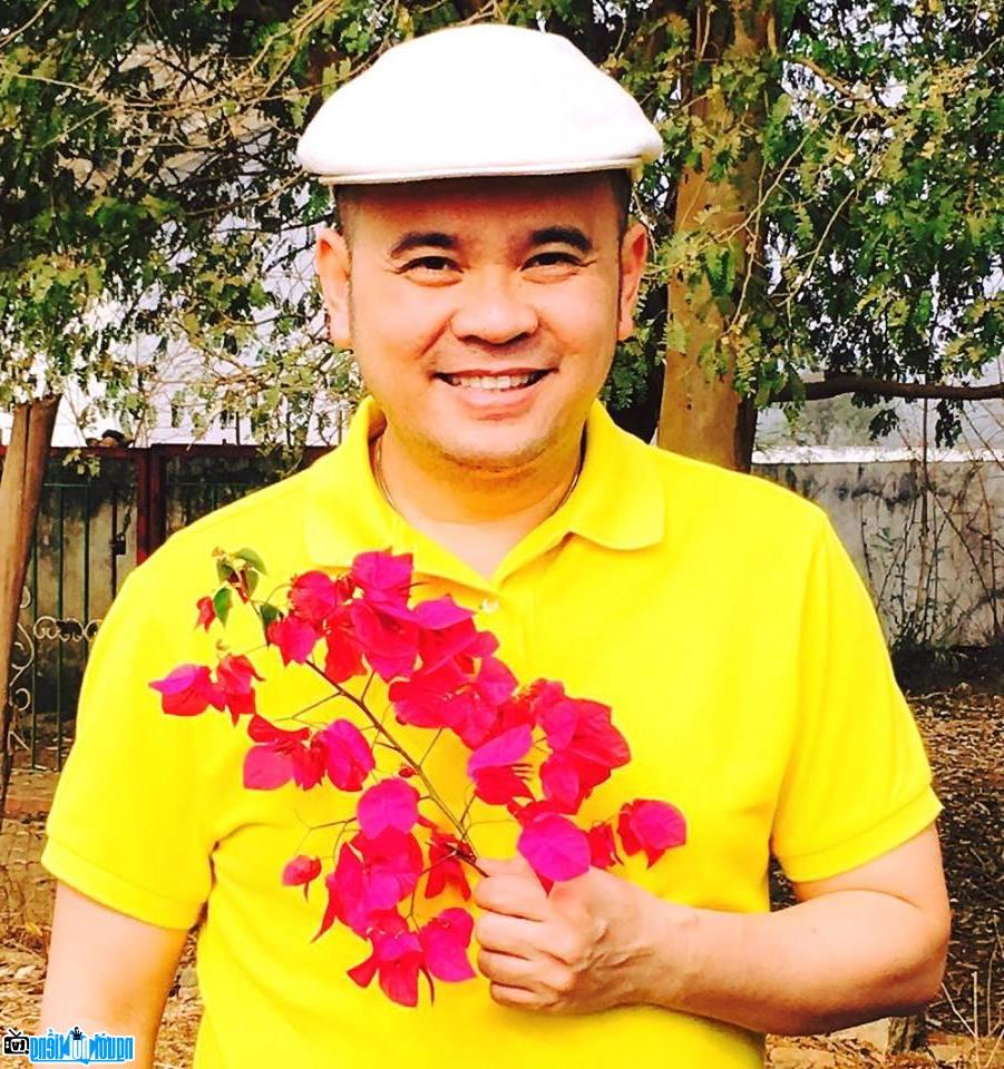  Photo of Duong Quoc Nam- Entrepreneur born in Kien Giang - Vietnam