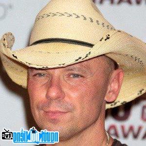 A New Photo Of Kenny Chesney- Famous Country Singer Knoxville- Tennessee