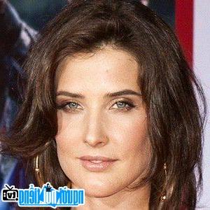 Latest Picture Of Television Actress Cobie Smulders