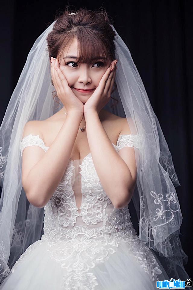 Nhat Linh is beautiful in a wedding dress