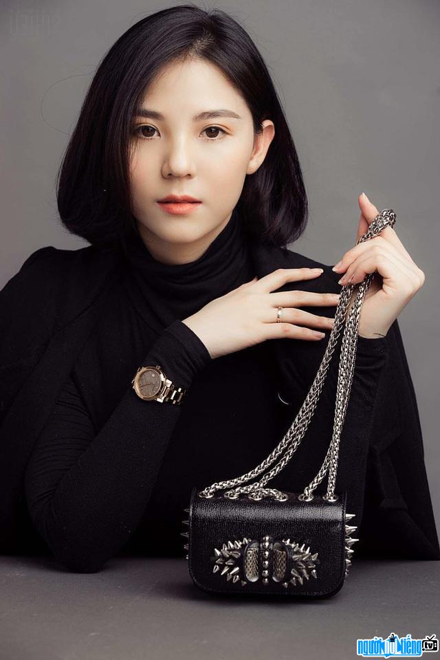 New model Kim Ngan's new picture