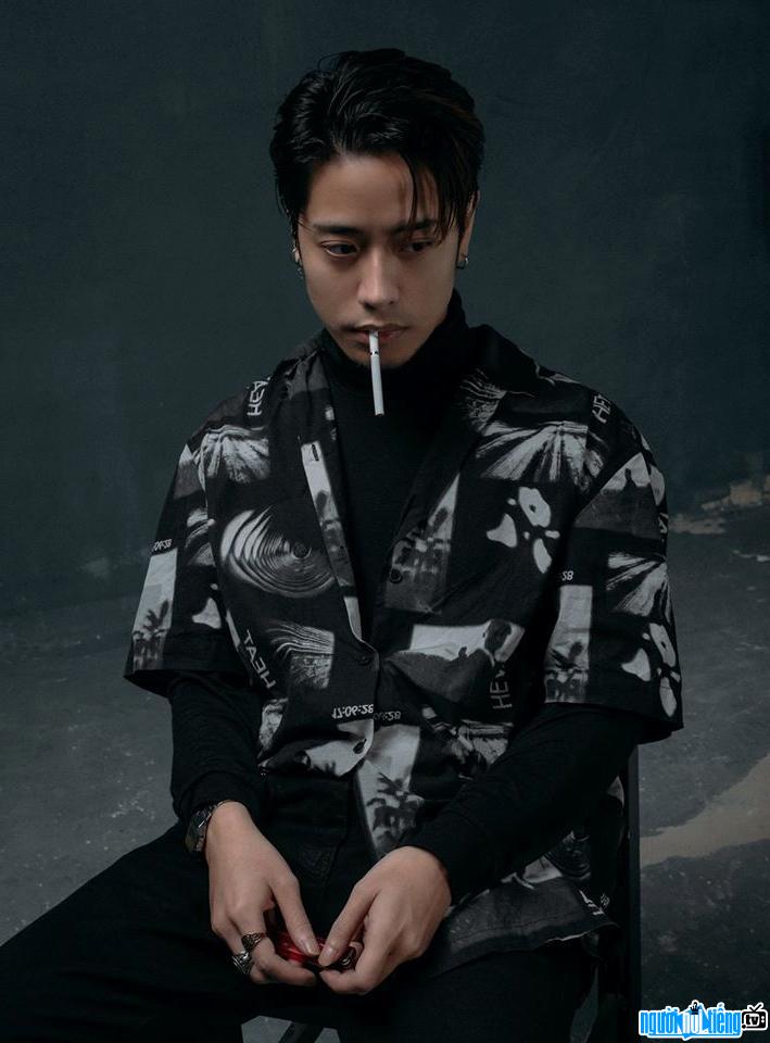  handsome and stylish Jin Nguyen