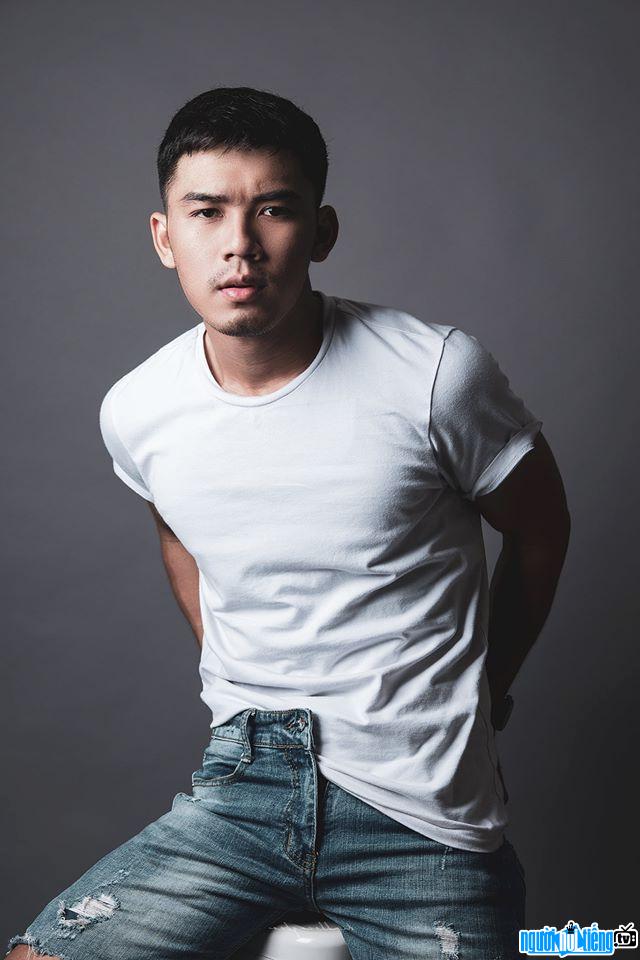  Image of Bao Anh is handsome and masculine