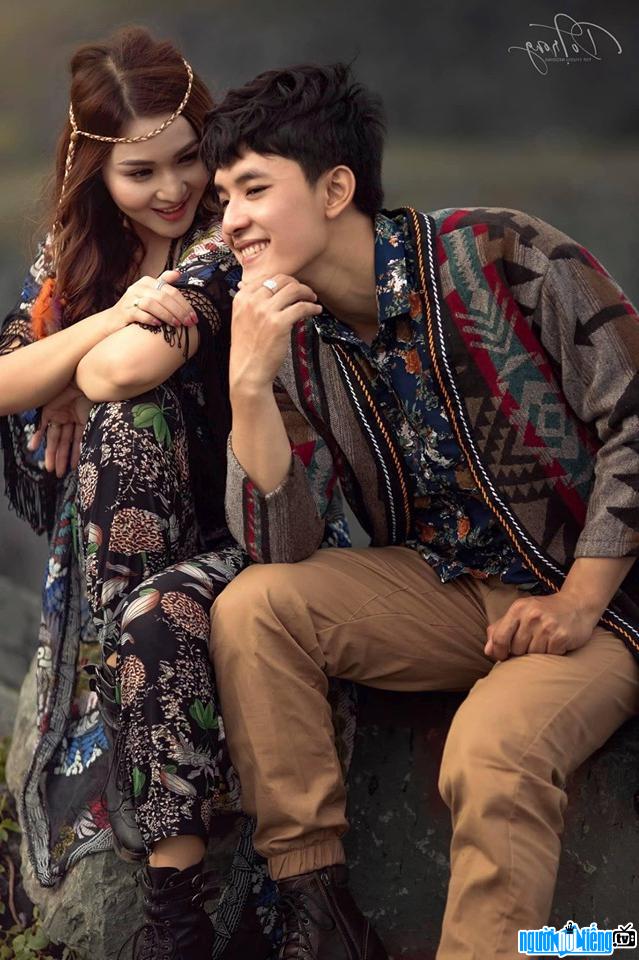  handsome Thanh Tri when taking model photos