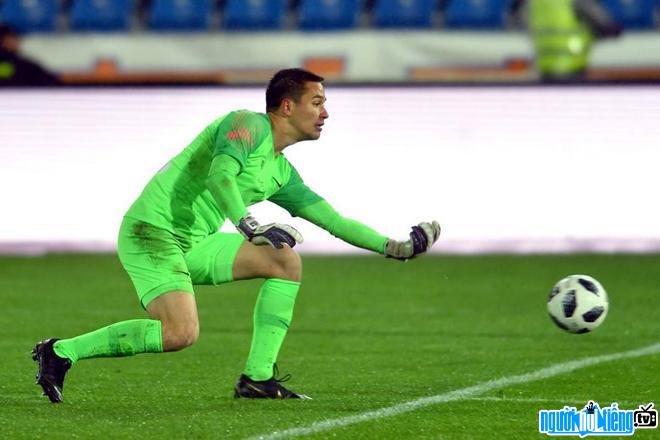  New photo of goalkeeper Filip Nguyen