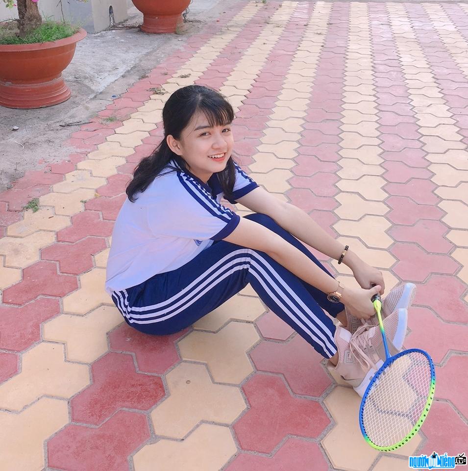  outstandingly beautiful Mi An in gym uniform