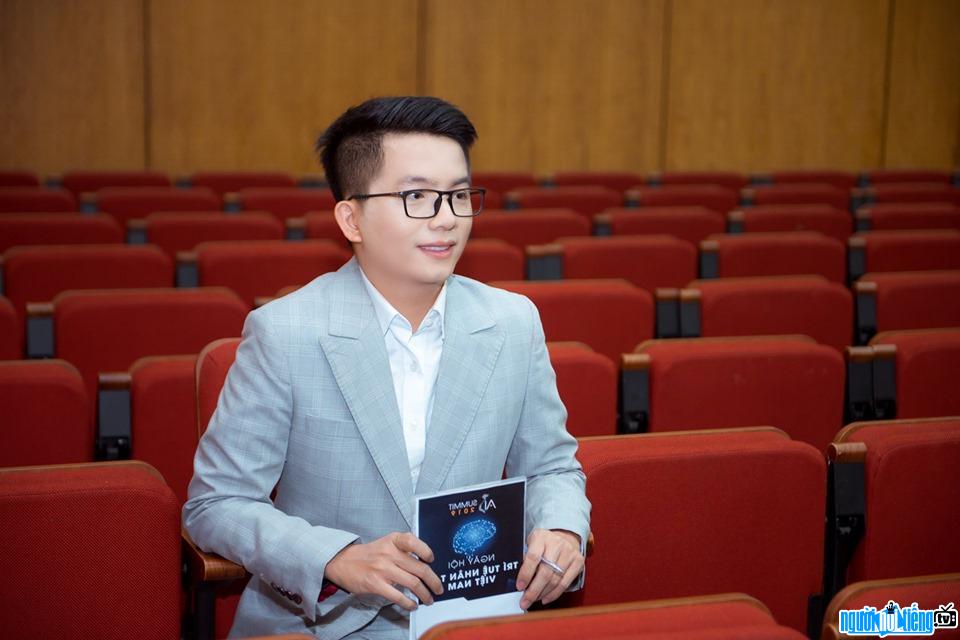  MC Ngoc Son is confident before hosting the show.
