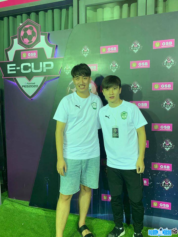 Photo of Quang Barca gamer and Quan Bi gamer