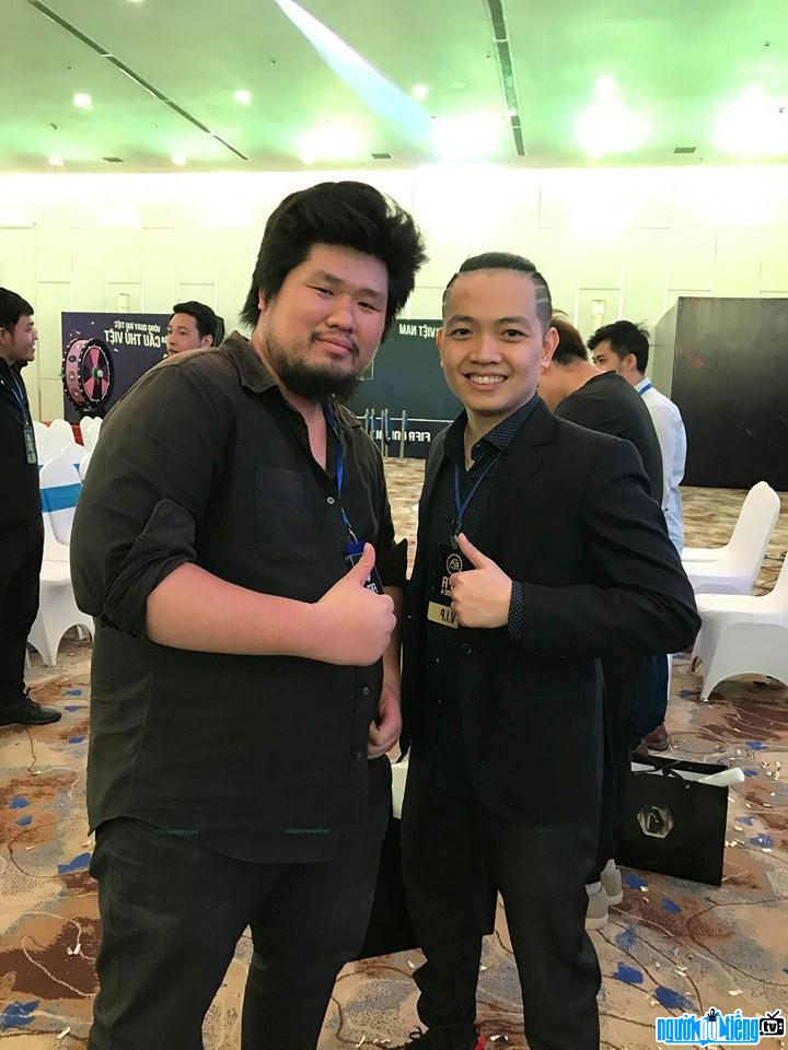 Lan BK commentator's photo and friend