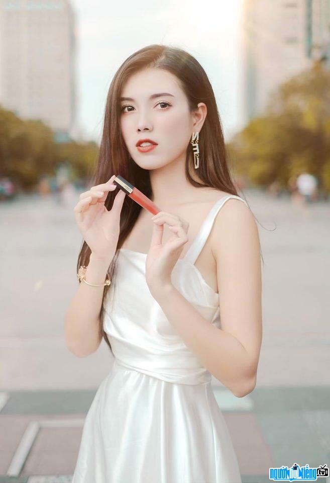 Hình ảnh diễn viên Kiều Nhi - hot girl TVC