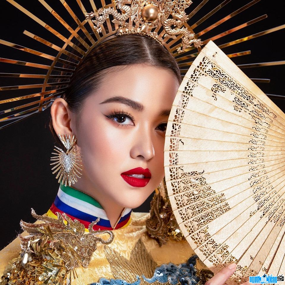 Hình ảnh á hậu Tường San tại cuộc thi Miss International 2019