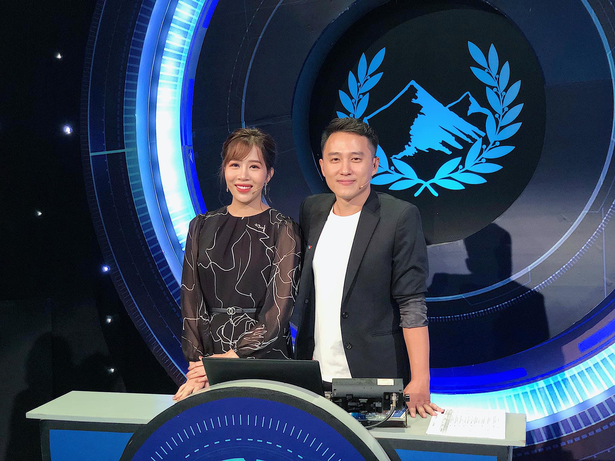  Picture of MC Ngoc Huy and MC Diep Chi