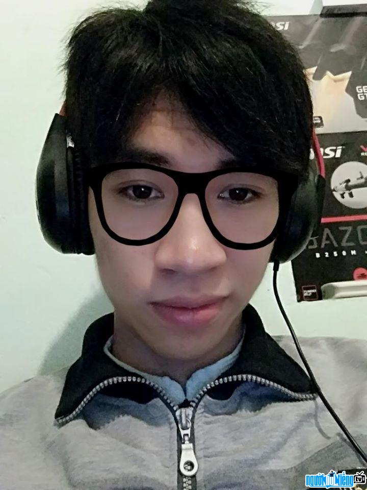 Streamer Lộc Bignose