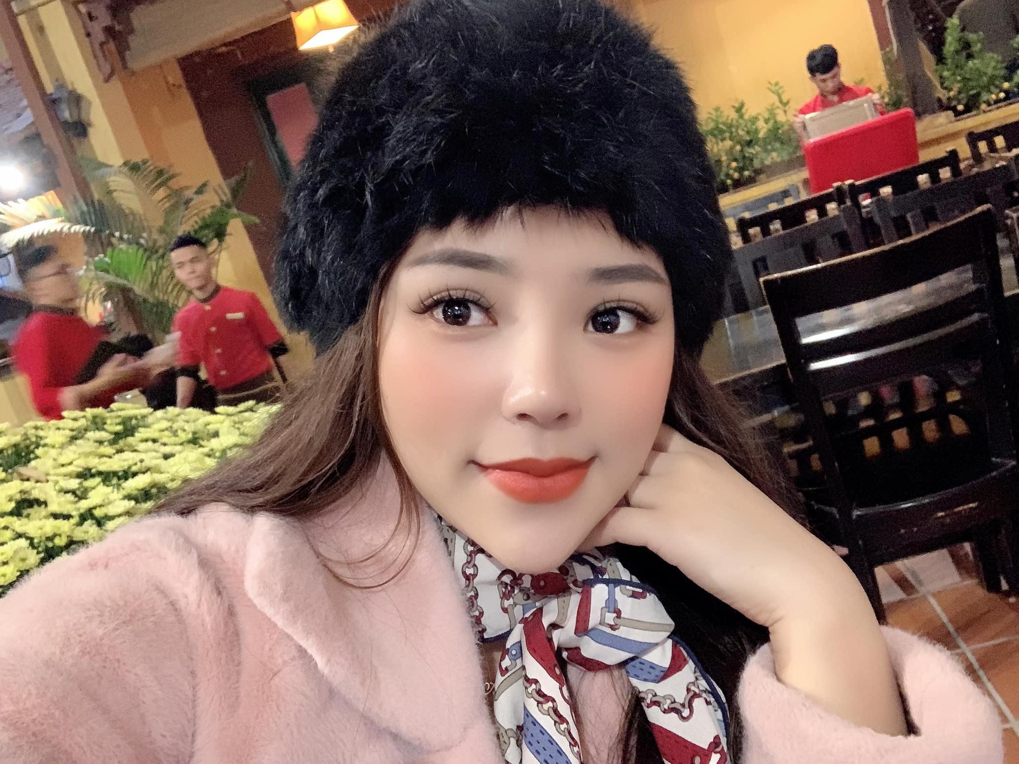  Close-up portrait of hot girl Nguyen Hong Ngan