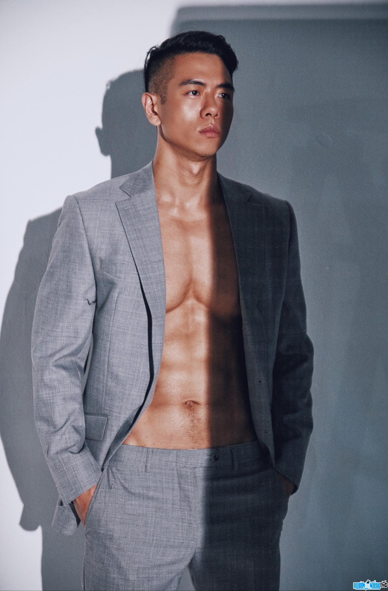  handsome Michael Truong with 6-pack abs