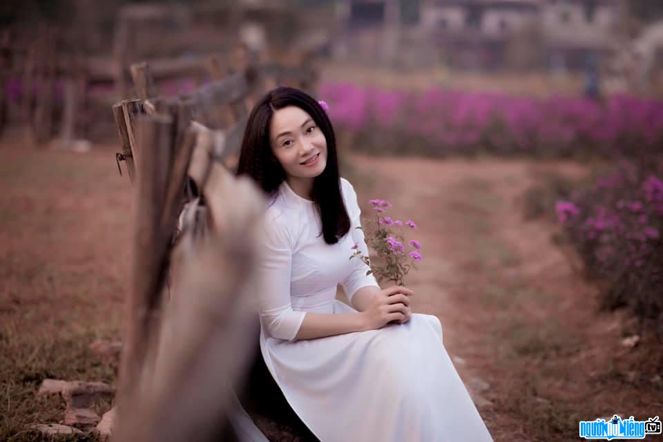 Picture of actress Quach Thu Phuong is beautiful and pure