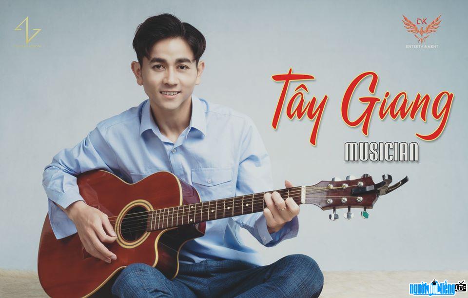  Picture of Tay Giang with a guitar