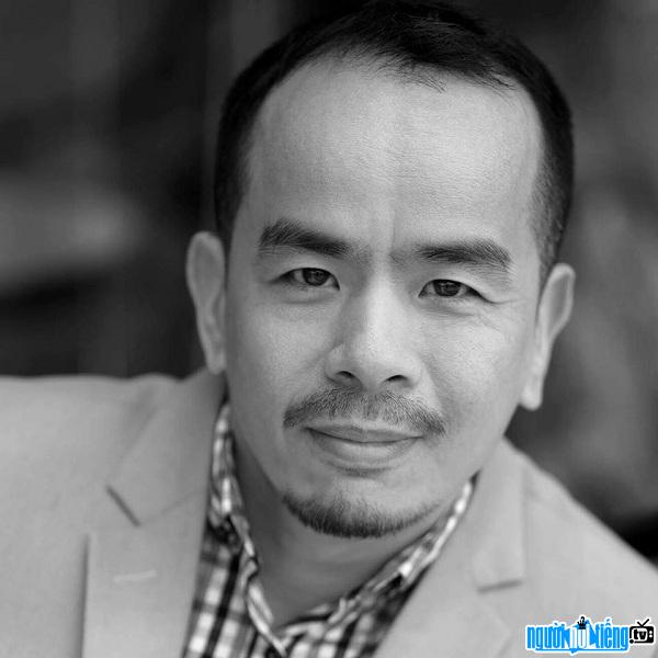 CEO Nguyễn Đức Sơn có nhiều năm kinh nghiệm trong lĩnh vực thương hiệu
