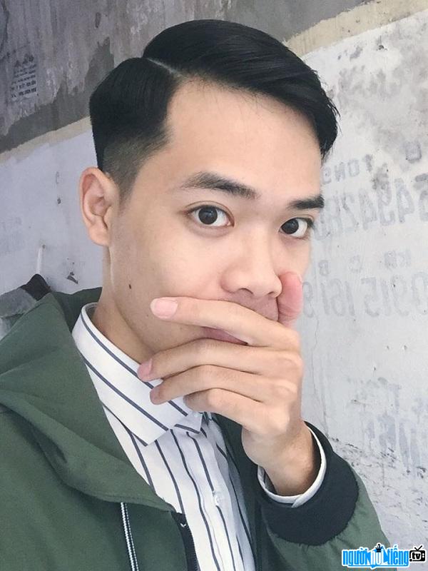 Giáo viên Nguyễn Công Chính nổi tiếng trên mạng xã hội