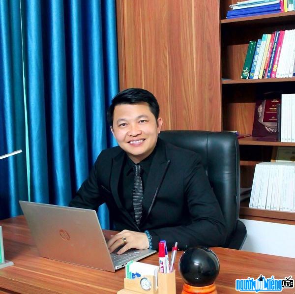  A smile is always on the lips of speaker Dao Ngoc Cuong