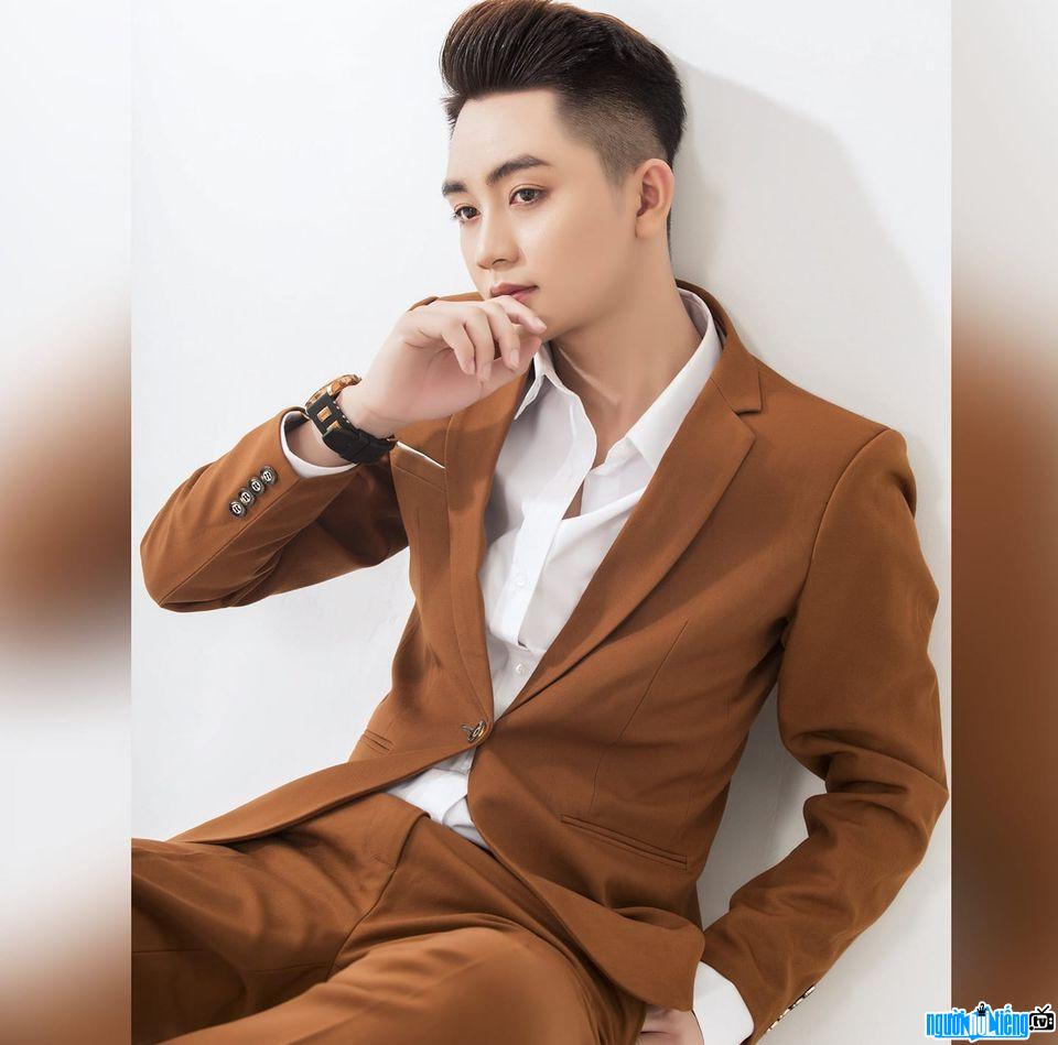  Image of Nguyen Trung Truc is handsome and stylish