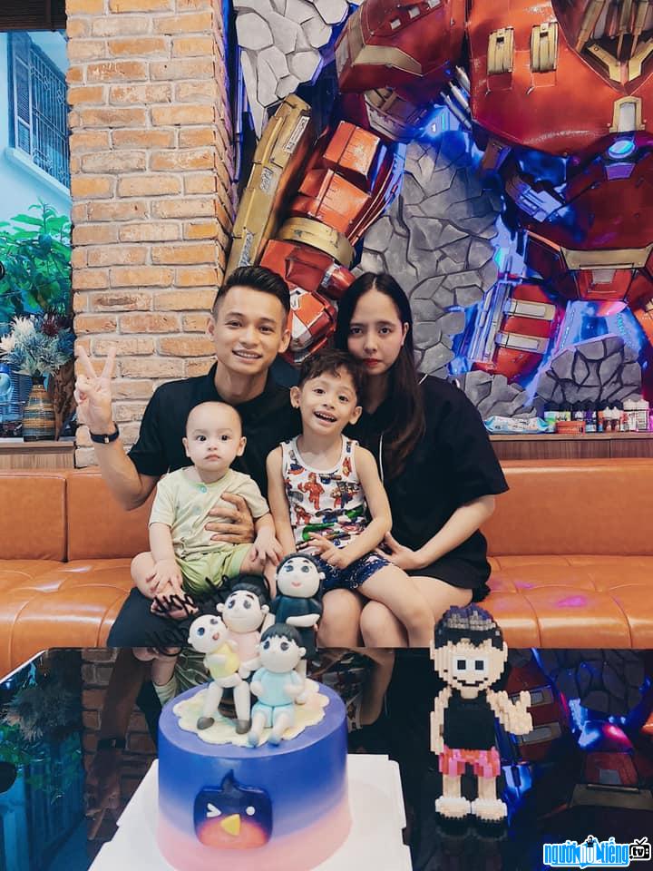 Gia đình hạnh phúc của Trang Mixi-Độ Mixi