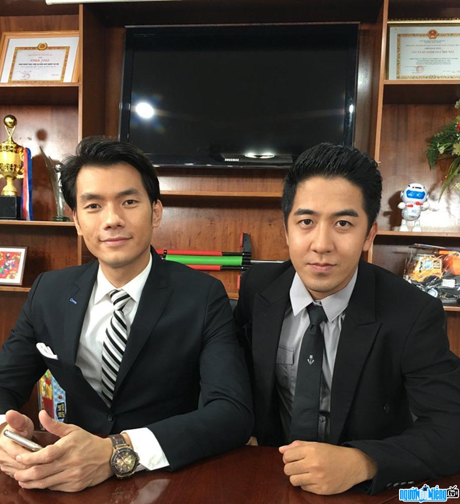  Picture of actor Pham Hy and actor Nhan Phuc Vinh