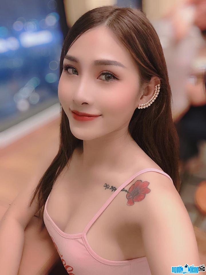 Tina Thảo xinh đẹp với thân hình nóng bỏng