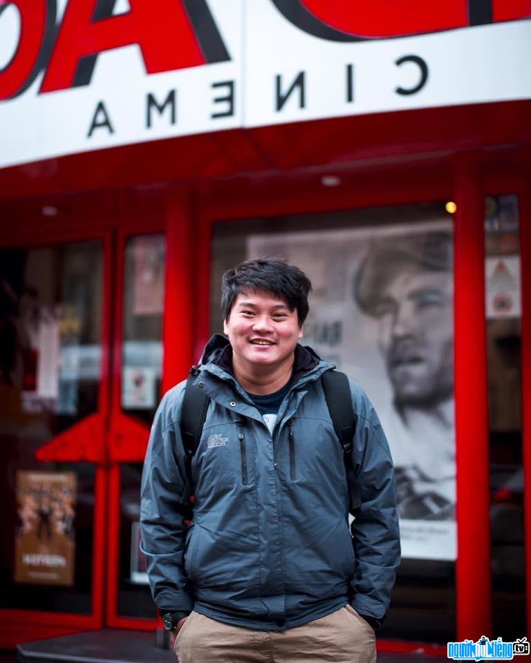  Picture of a handsome director Tran Thanh Huy