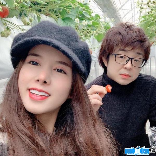 Youtuber Đức Nhân (Vợ Chồng Nhà Nhân) - Người nổi tiếng ( https://nguoinoitieng.tv › youtuber ) 