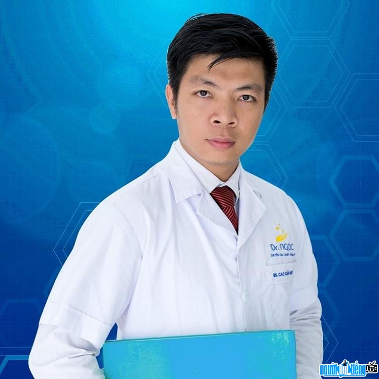 Dr Ngọc (Cao Xuân Ngọc) - bác sĩ da liễu thẩm mỹ nổi tiếng