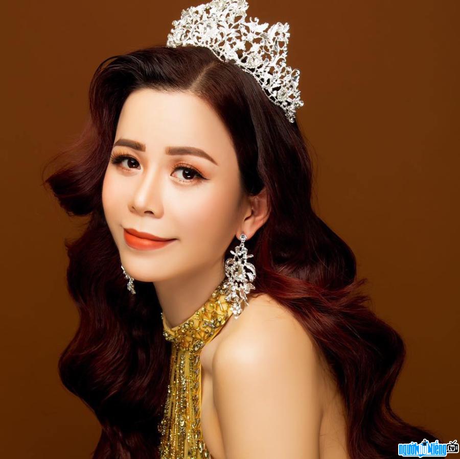 Image of Oanh Le