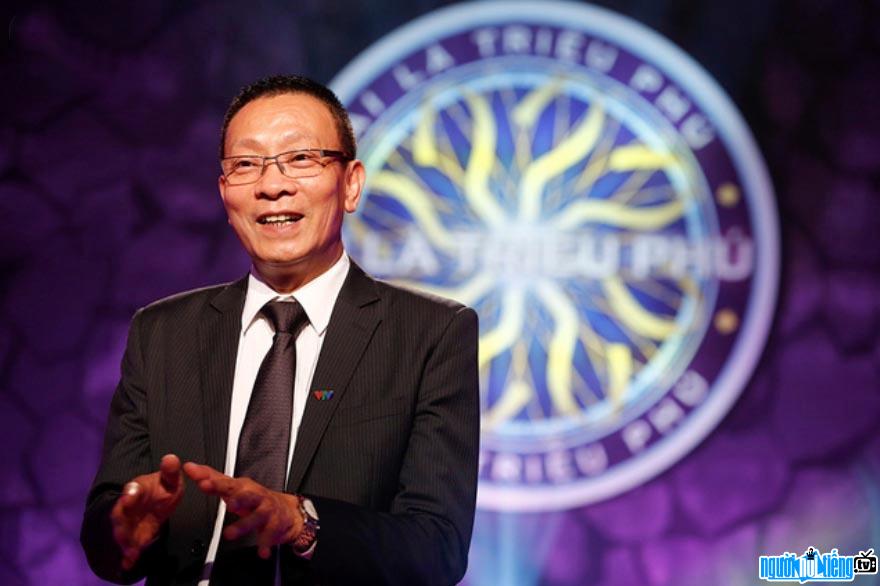 Journalist Lai Van Sam MC Who Wants to Be a Millionaire