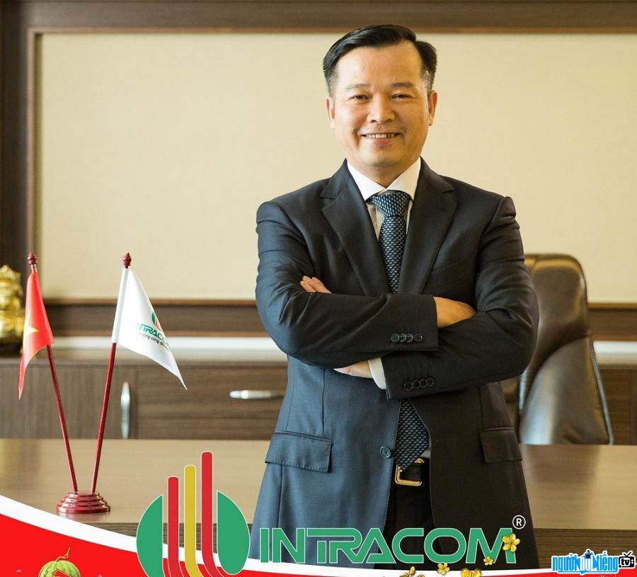 Entrepreneur Shark Viet is the Chairman of the Board of Directors and General Director of Intracom