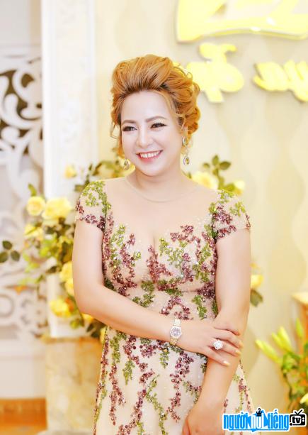Portrait of businesswoman Pham Ngoc Phuong