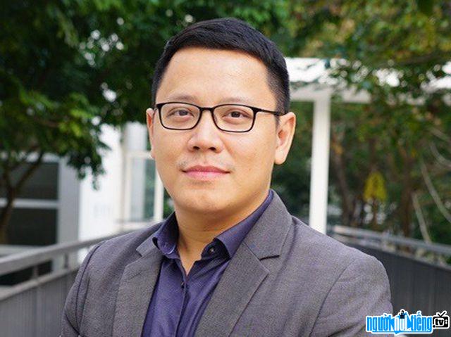 Latest photos of Professor Le Anh Vinh