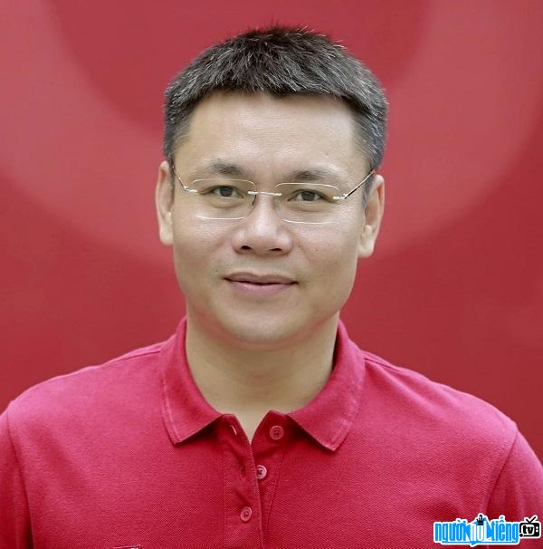 Nguyễn Thành Nam giáo viên nổi tiếng luyện thi Đại học môn Vật lý