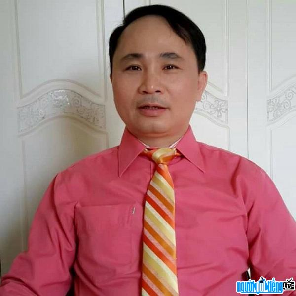  Teacher Chu Van Bien owns many excellent methods of solving Physics exercises
