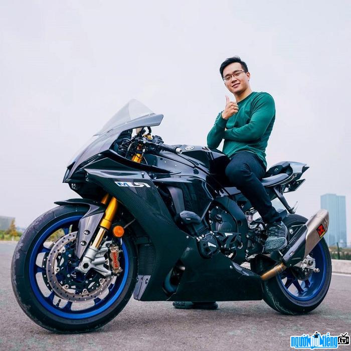 Youtuber Lê Gia Huy có niềm đam mê bất tận với xe PKL.  Ô tô
