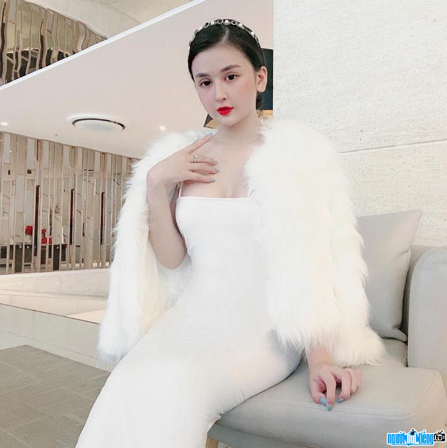 Beautiful image of hotgirl Vu Quynh Nhu