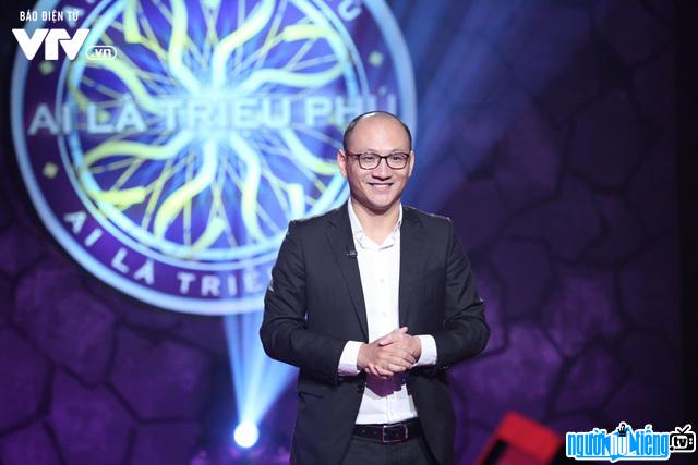  Journalist Phan Dang MC Who Wants to Be a Millionaire