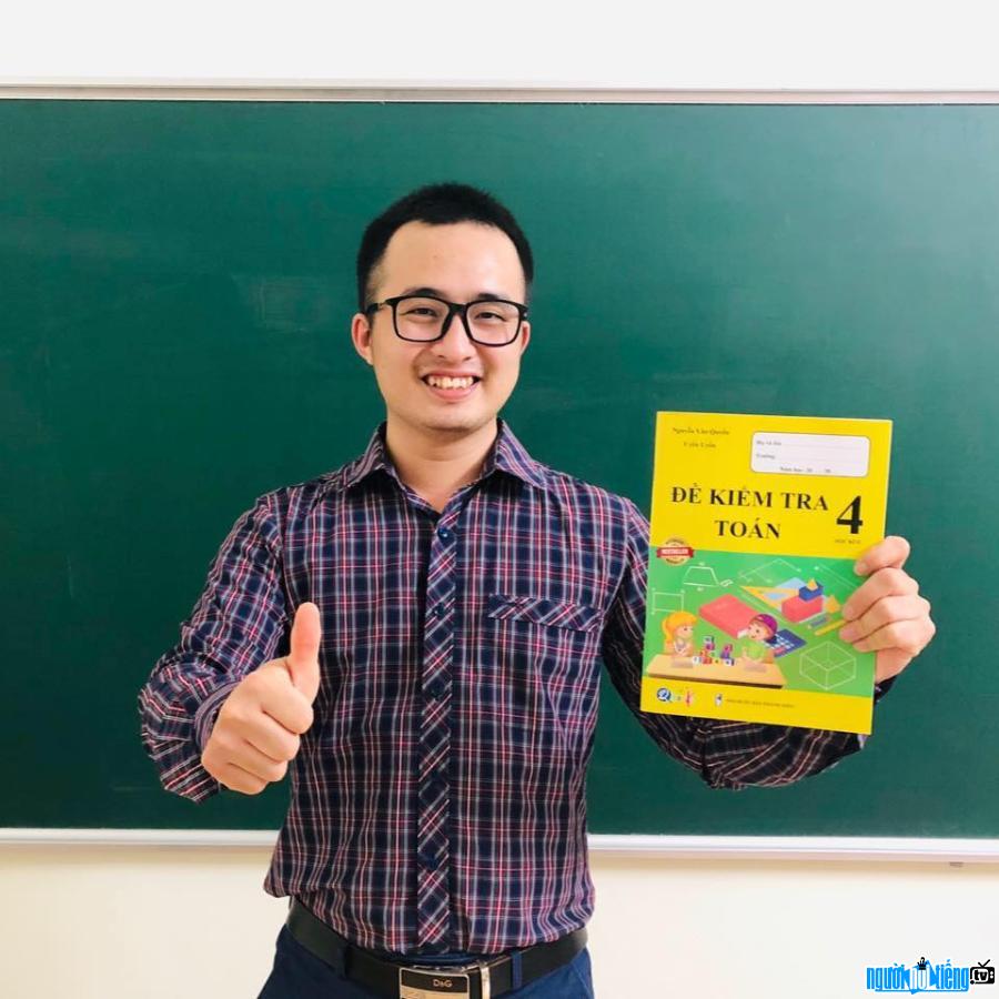 Giáo viên Nguyễn Văn Quyền là tác giả nhiều cuốn sách Toán gối đầu giường của học sinh