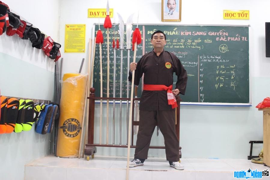  Entrepreneur Huynh Hung Cuong with martial arts images